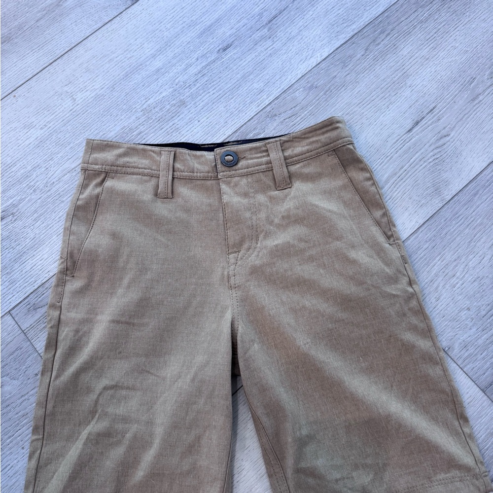 Volcom boys slim shorts in Khaki
